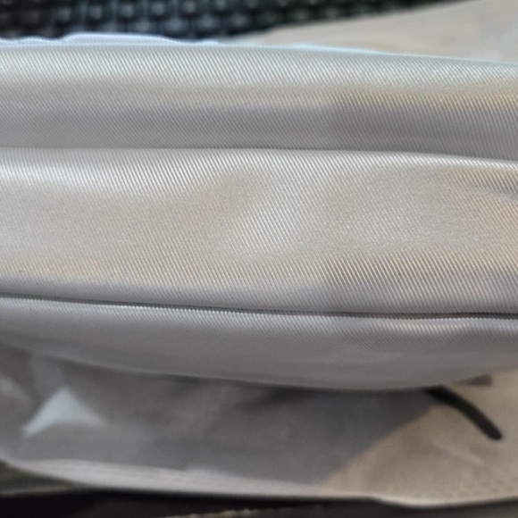 LUG Super Coupe 2 Satin Luxe VL Metallic Silver/Multi Stripe Lining 🩶🤍🩷🩵💜 BNWT - Picture 4 of 10